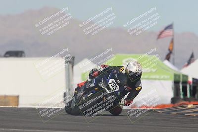 media/Jan-18-2026-CVMA (Sun) [[519f600f45]]/Race 12- Formula 40 MW and LW/